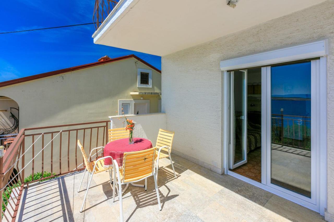 Apartments Rozaria Dramalj Exterior photo